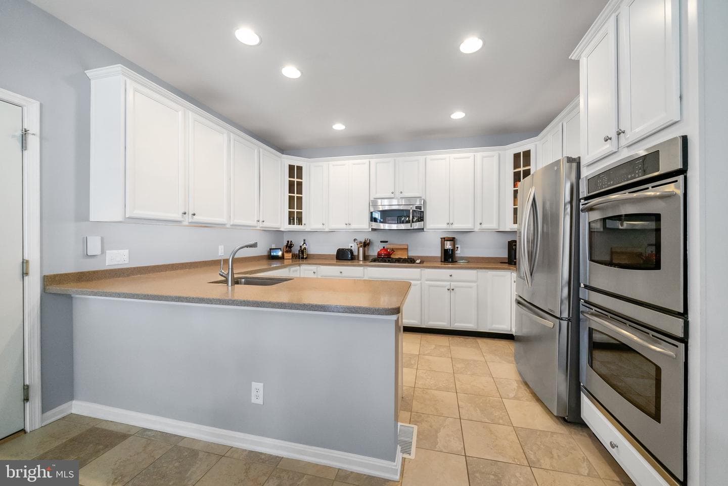 673 Churchill Road photo 18