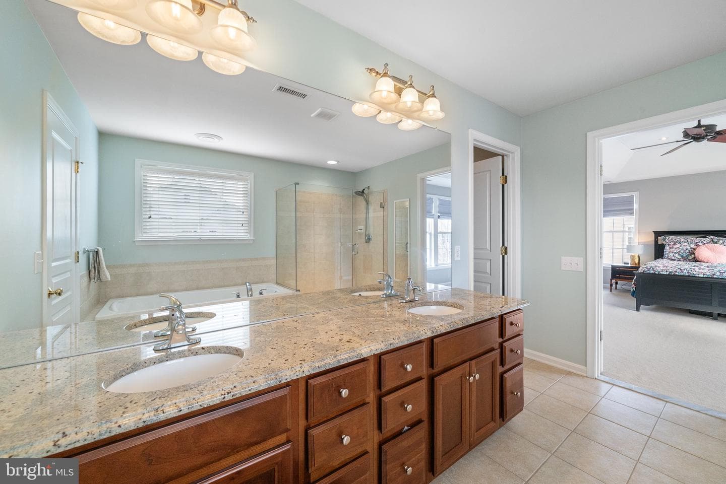 673 Churchill Road photo 29