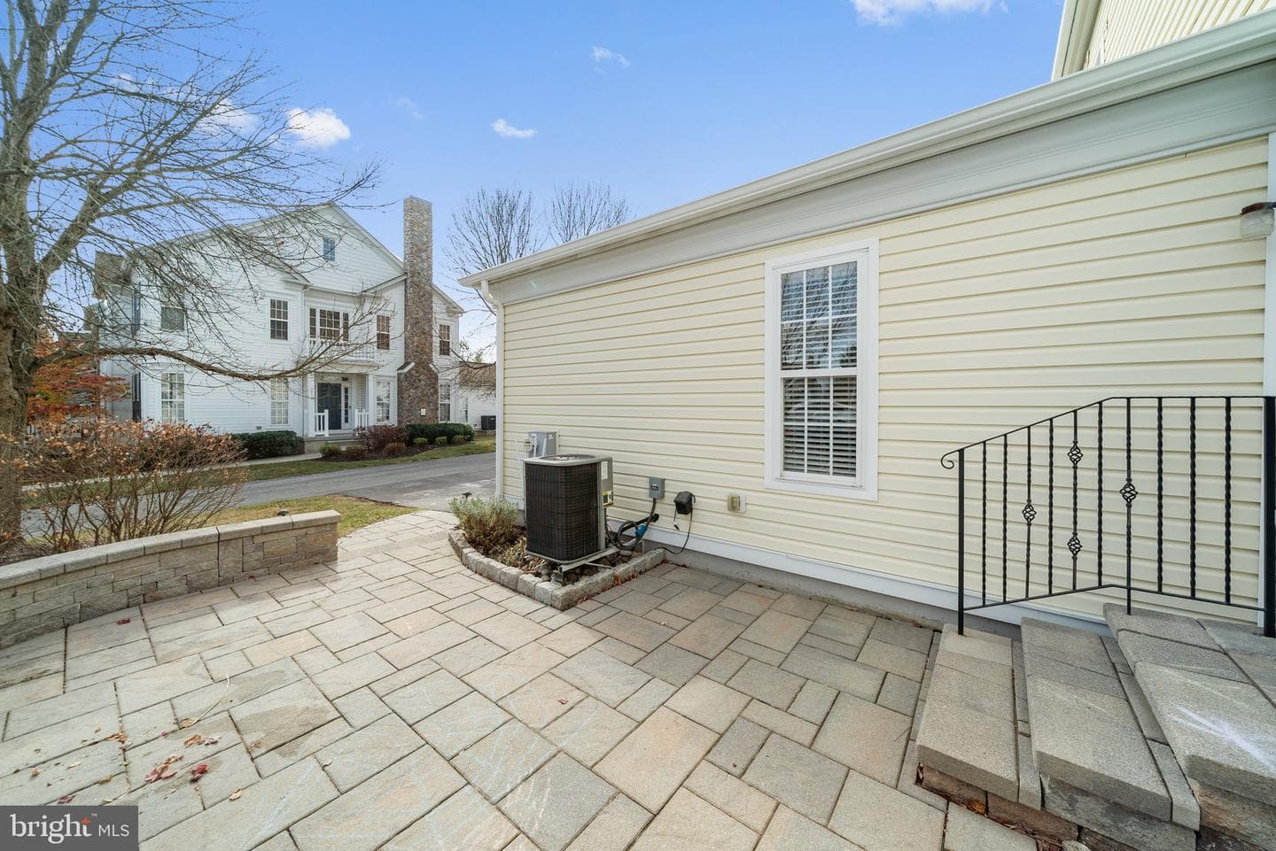 673 Churchill Road photo 34