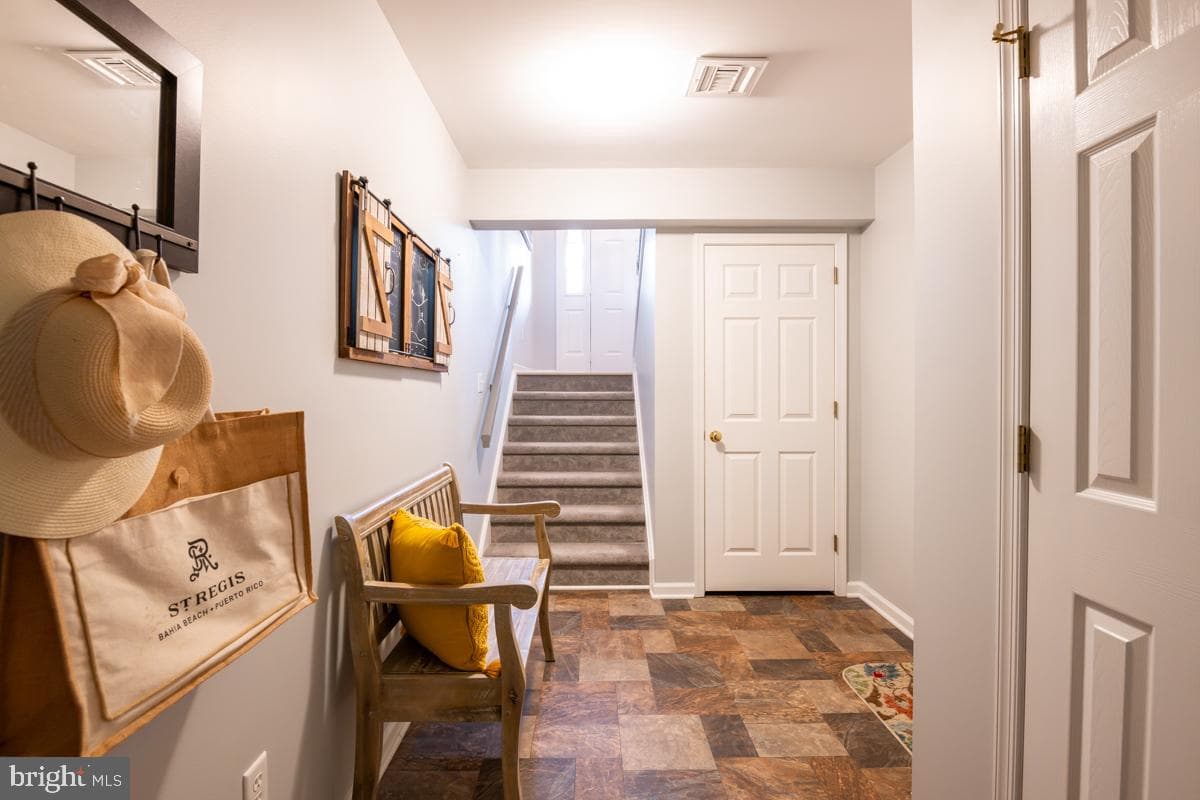 126 Steeplechase Drive photo 22