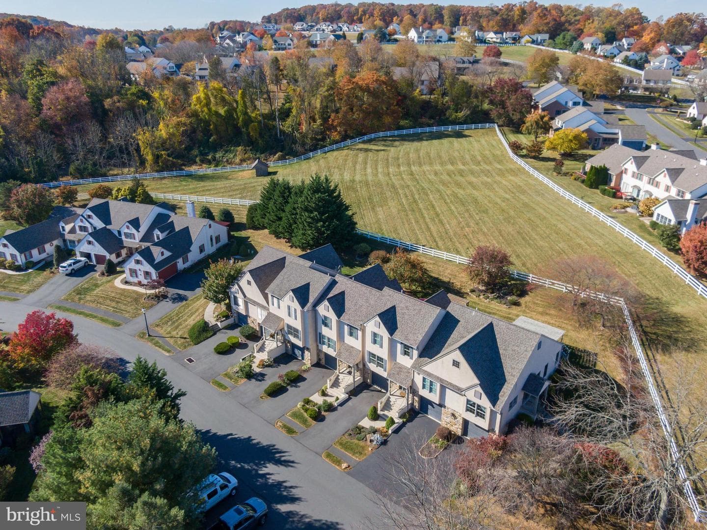 126 Steeplechase Drive photo 4