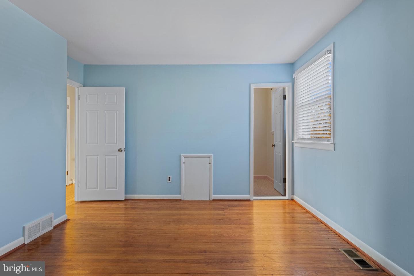 9 Doe Lane photo 29