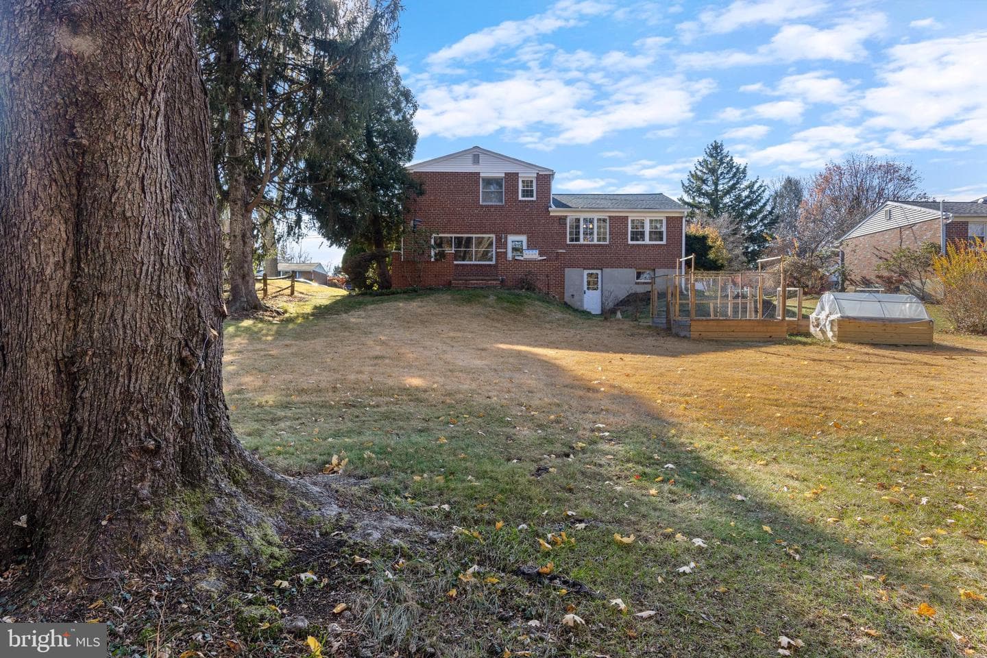 9 Doe Lane photo 45
