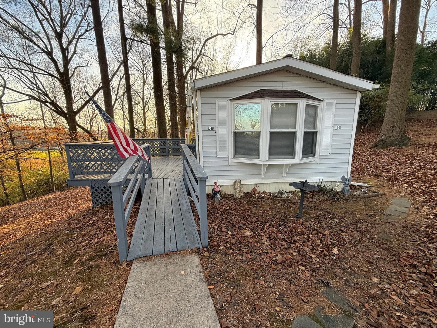 1040 Pine Drive photo 11