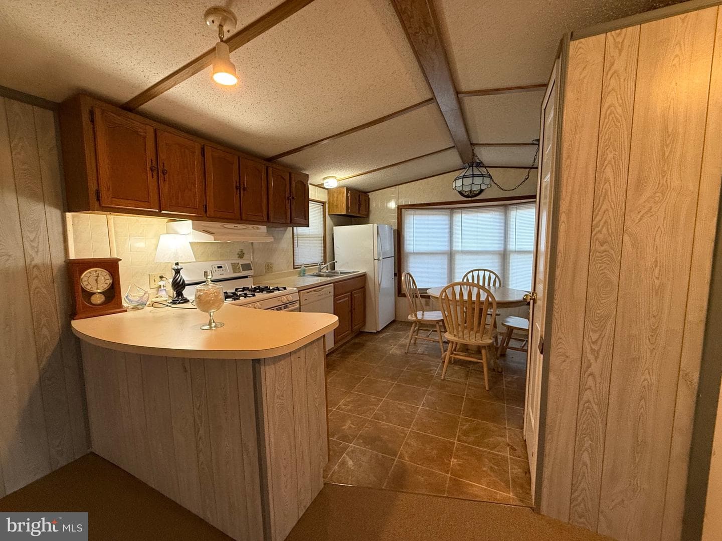 1040 Pine Drive photo 15