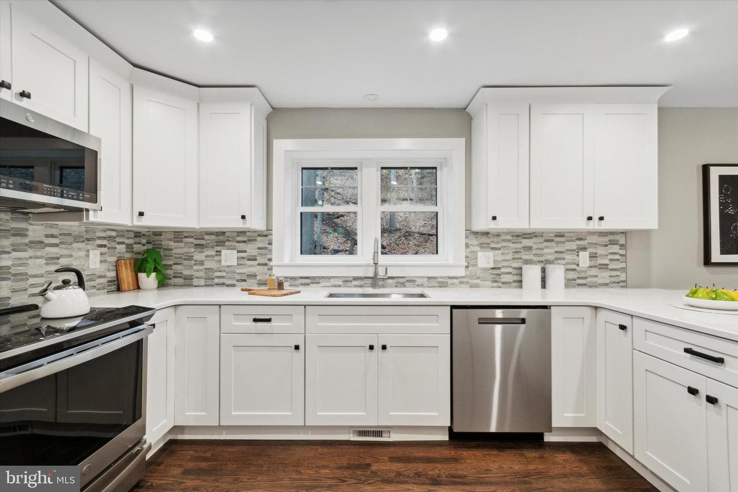 55 Bodine Road photo 12