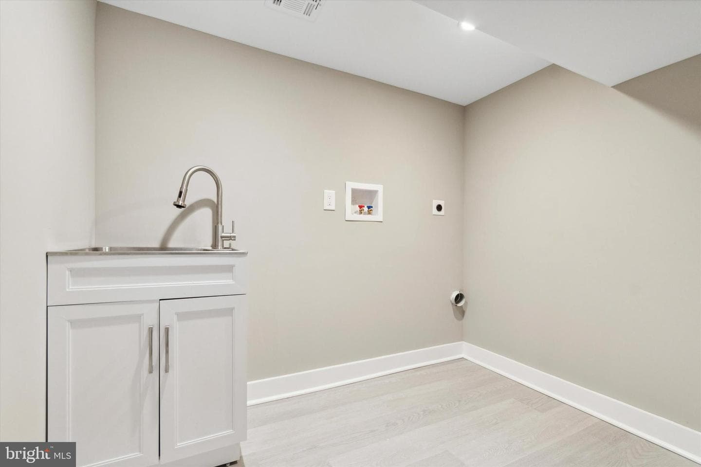 55 Bodine Road photo 34