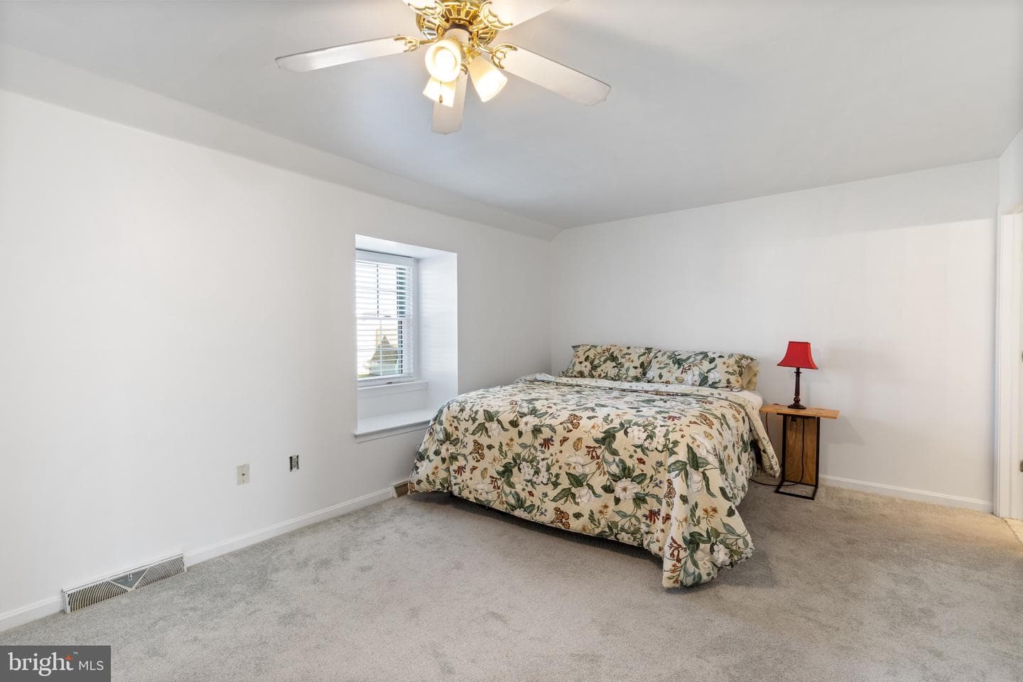 155 Westridge Pl S photo 10