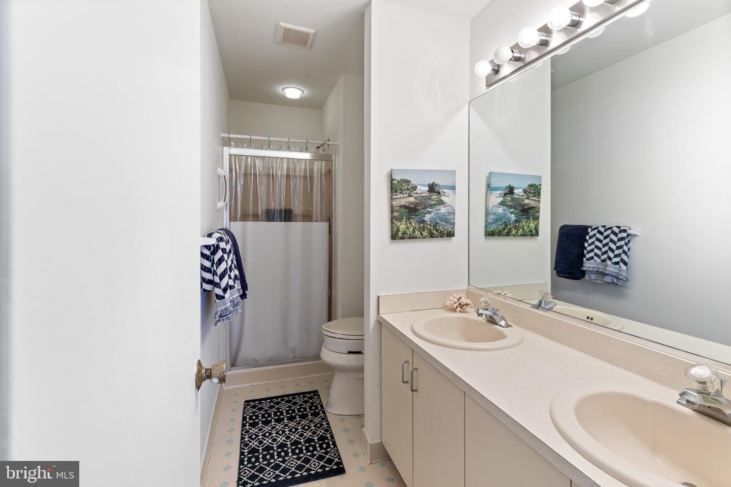 155 Westridge Pl S photo 12