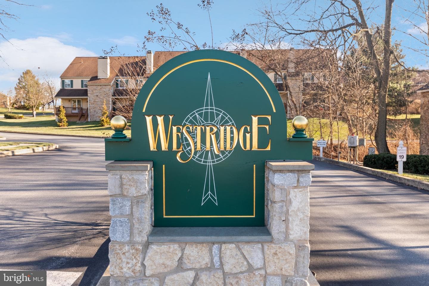 155 Westridge Pl S photo 20