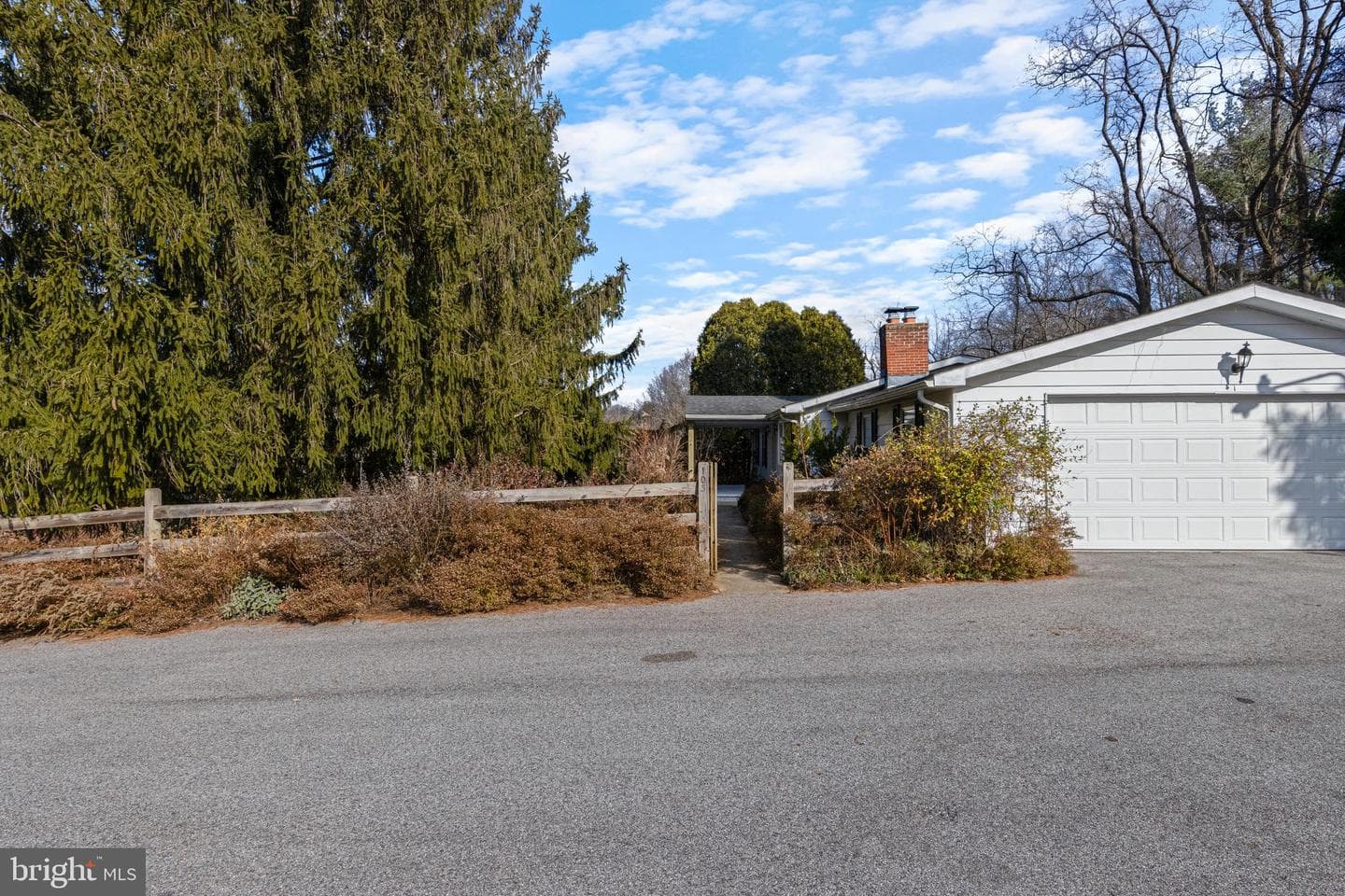 103 Kabob Lane photo 5