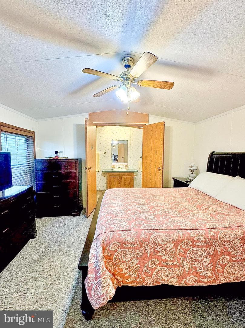 19 Sunrise Drive photo 17