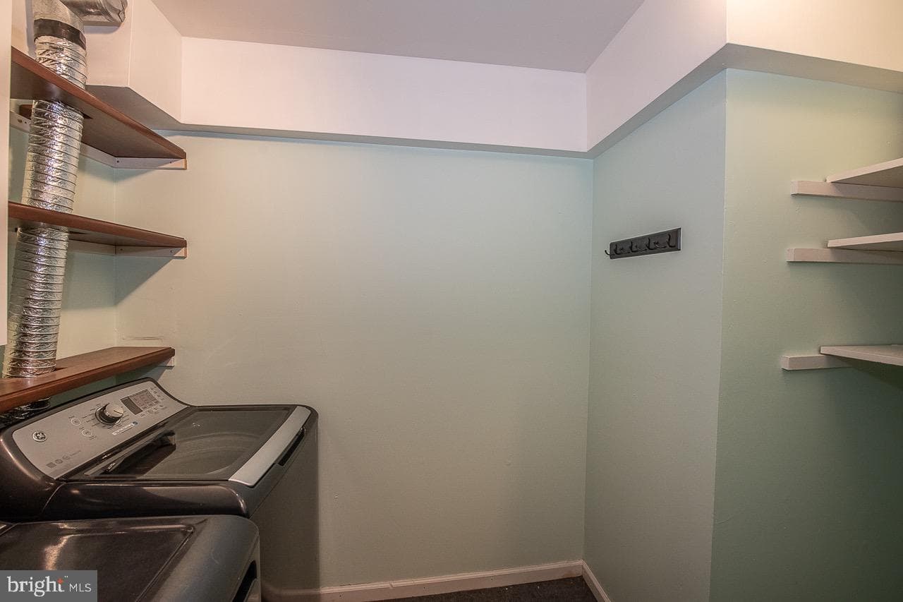 523 Washington Place #23 photo 25