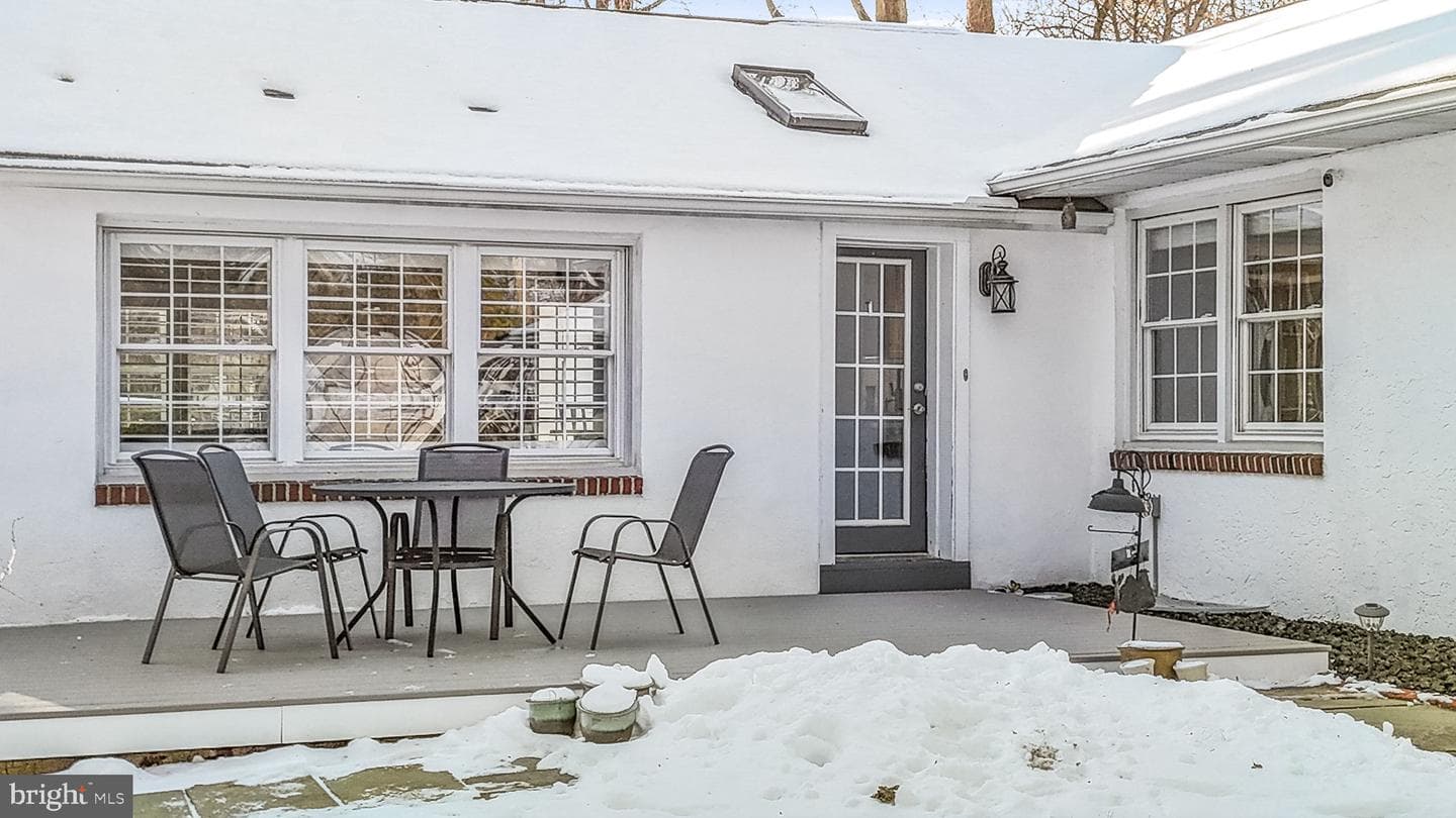 312 Oakbourne Road photo 19