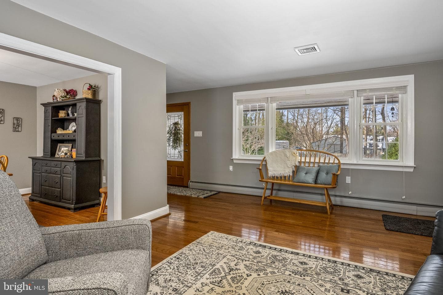 312 Oakbourne Road photo 9