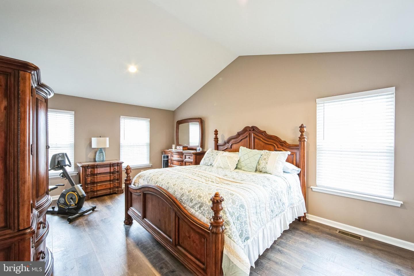 400 Providence Hill Road photo 16