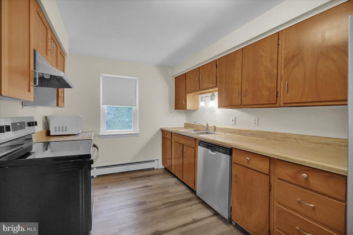 75 Saint George Street photo 10