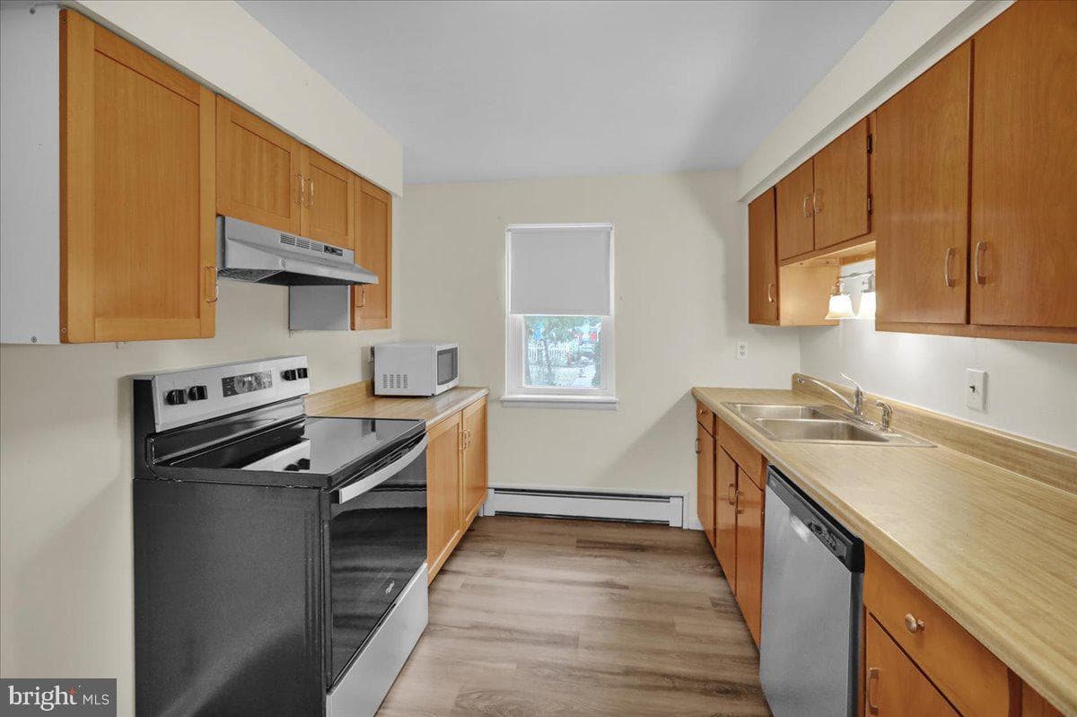 75 Saint George Street photo 11
