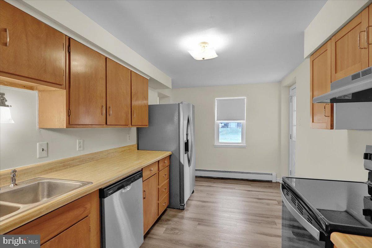 75 Saint George Street photo 13