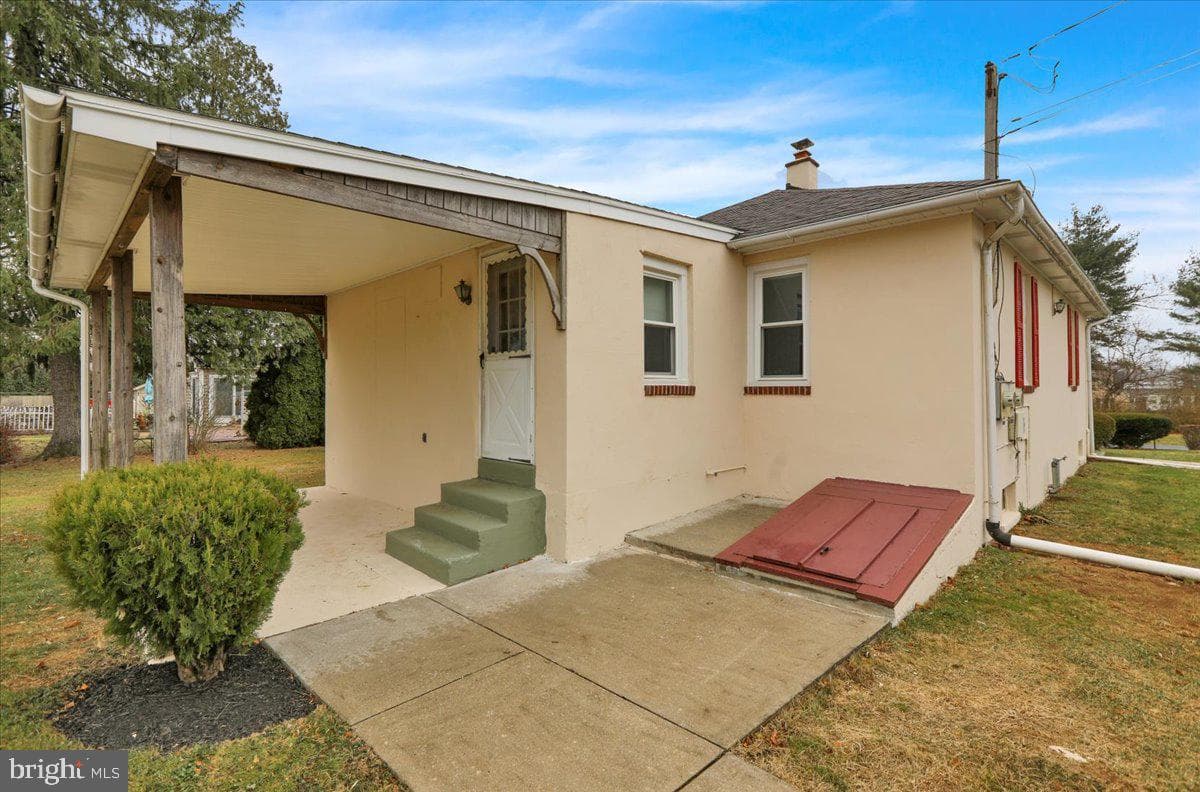 75 Saint George Street photo 26