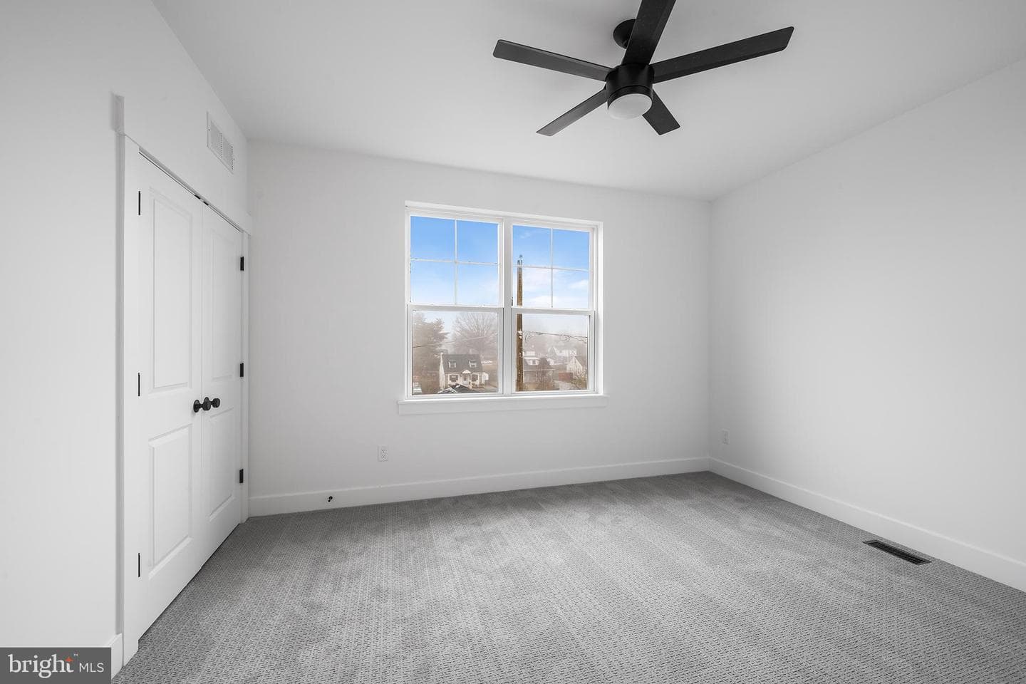 218 Hendricks Avenue photo 26