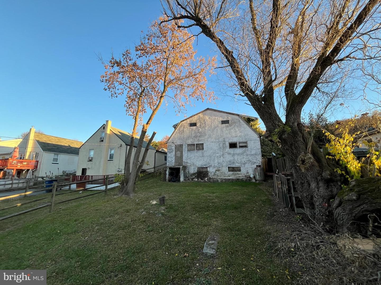 28 Spruce Street photo 4