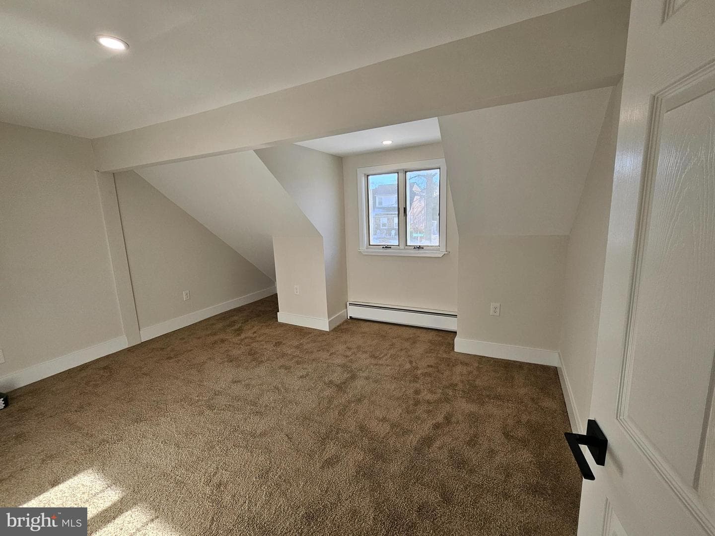 917 Woodlawn Avenue photo 20