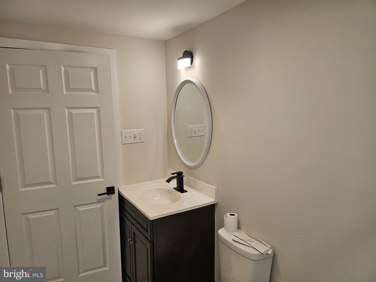 917 Woodlawn Avenue photo 22