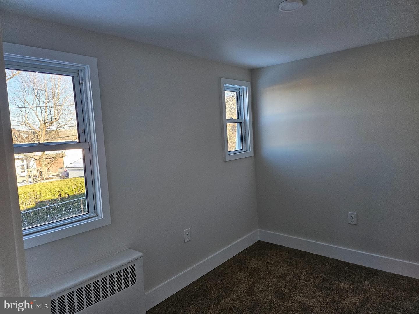 917 Woodlawn Avenue photo 31