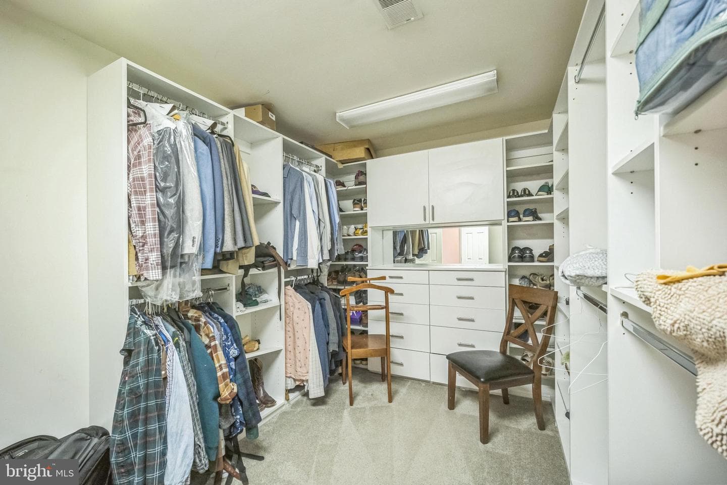 1160 N New Street photo 31