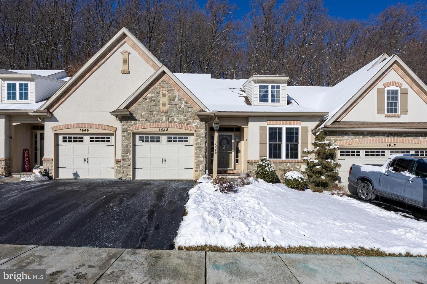1448 N Red Maple Way photo 2