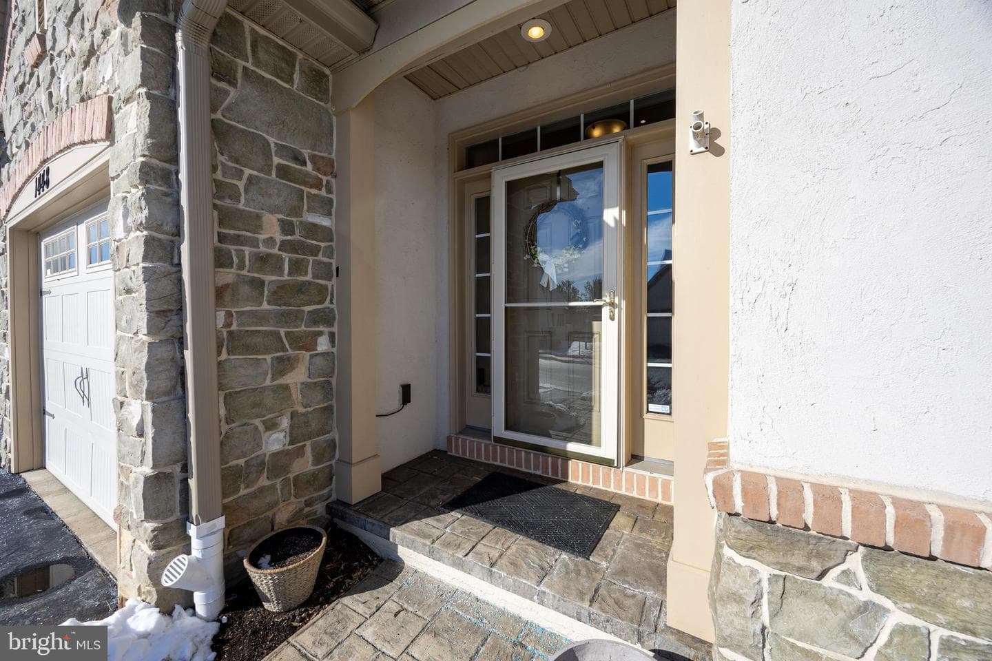 1448 N Red Maple Way photo 3