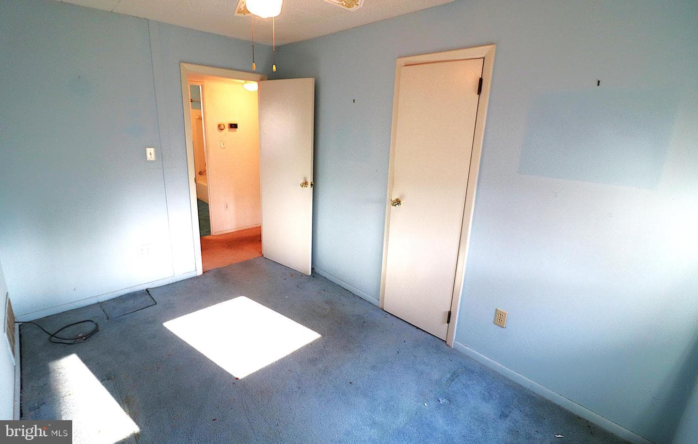 1221 Tyler Avenue photo 21