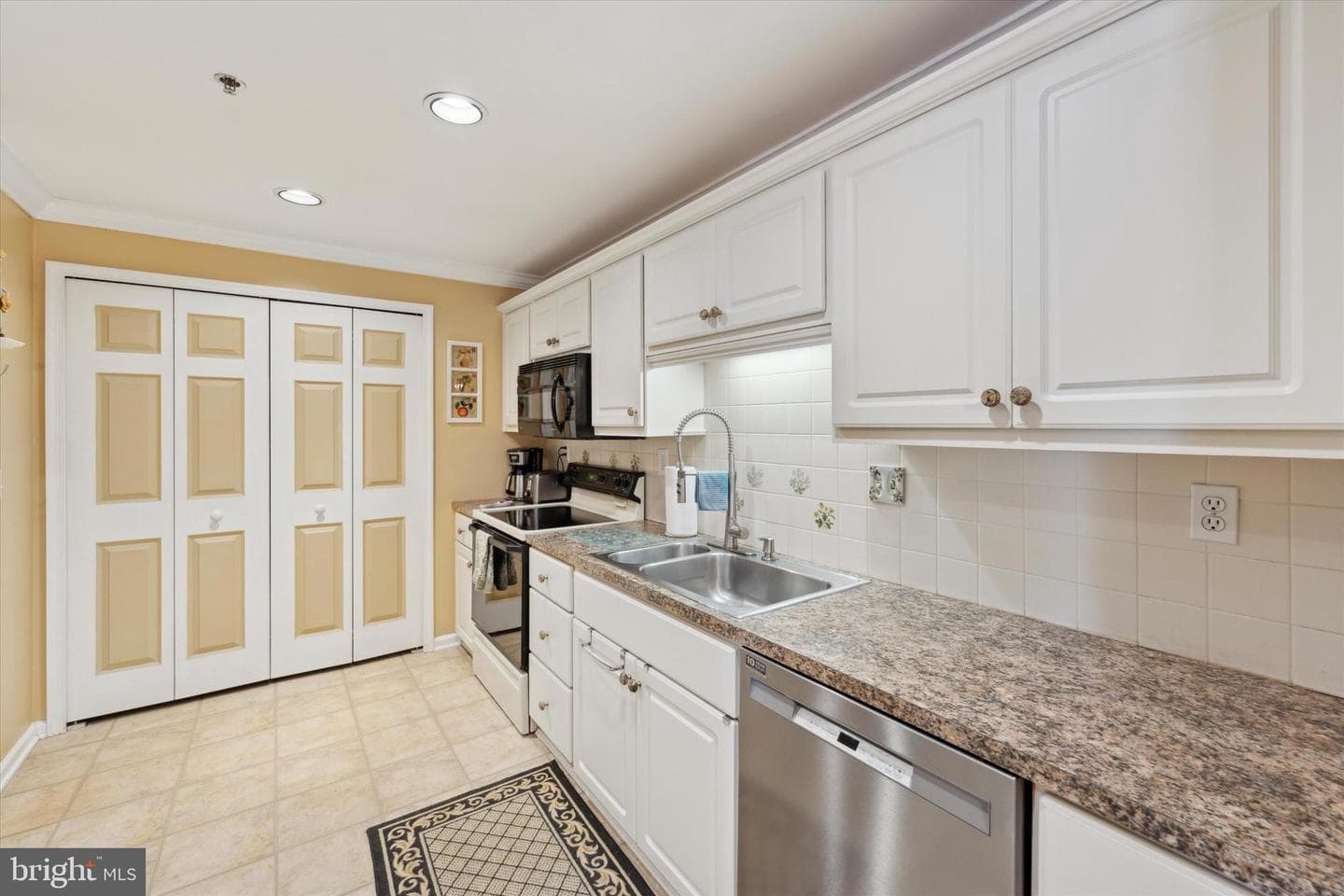 415 Paoli Pointe Drive photo 6