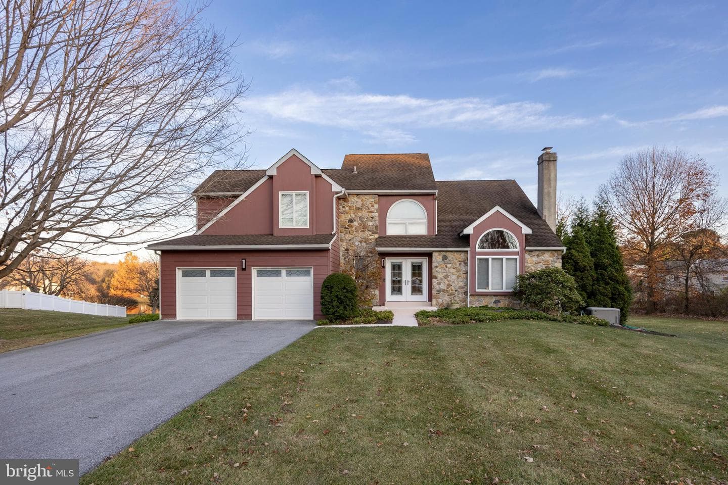 218 Mill Pond Drive photo 3