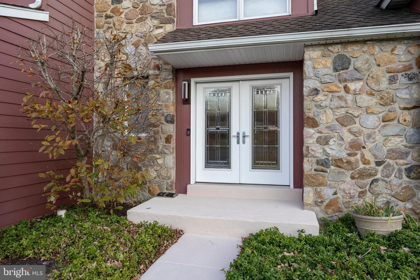 218 Mill Pond Drive photo 5