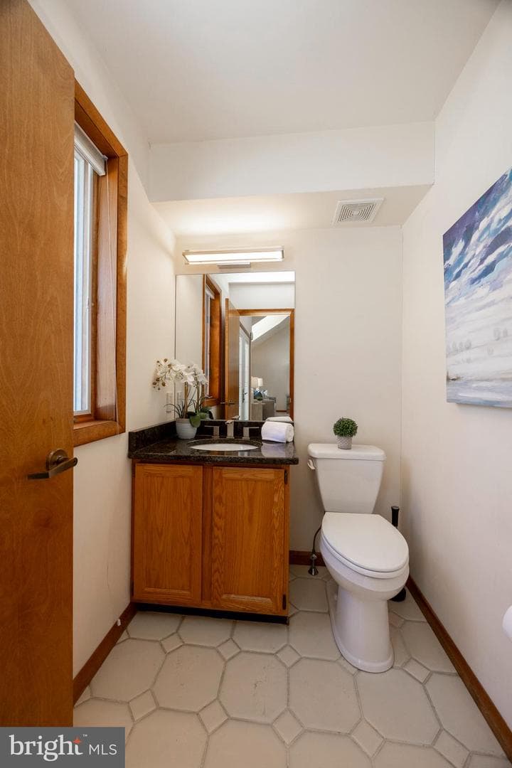 218 Mill Pond Drive photo 8