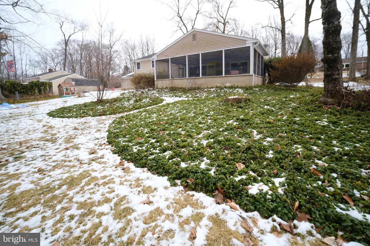 1621 Margo Lane photo 17