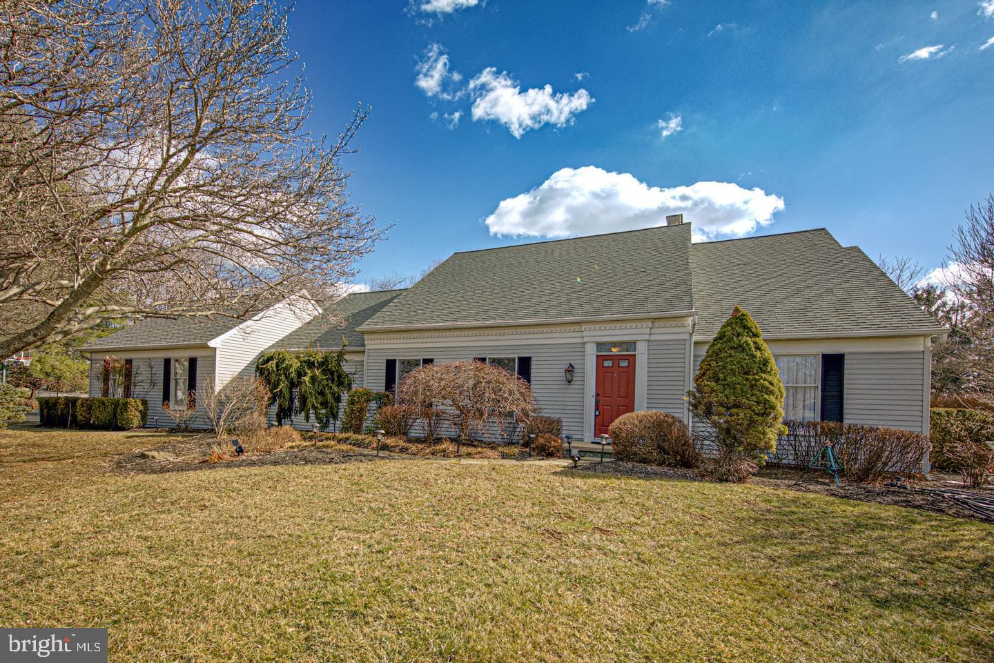 463 Chambers Lane photo 2