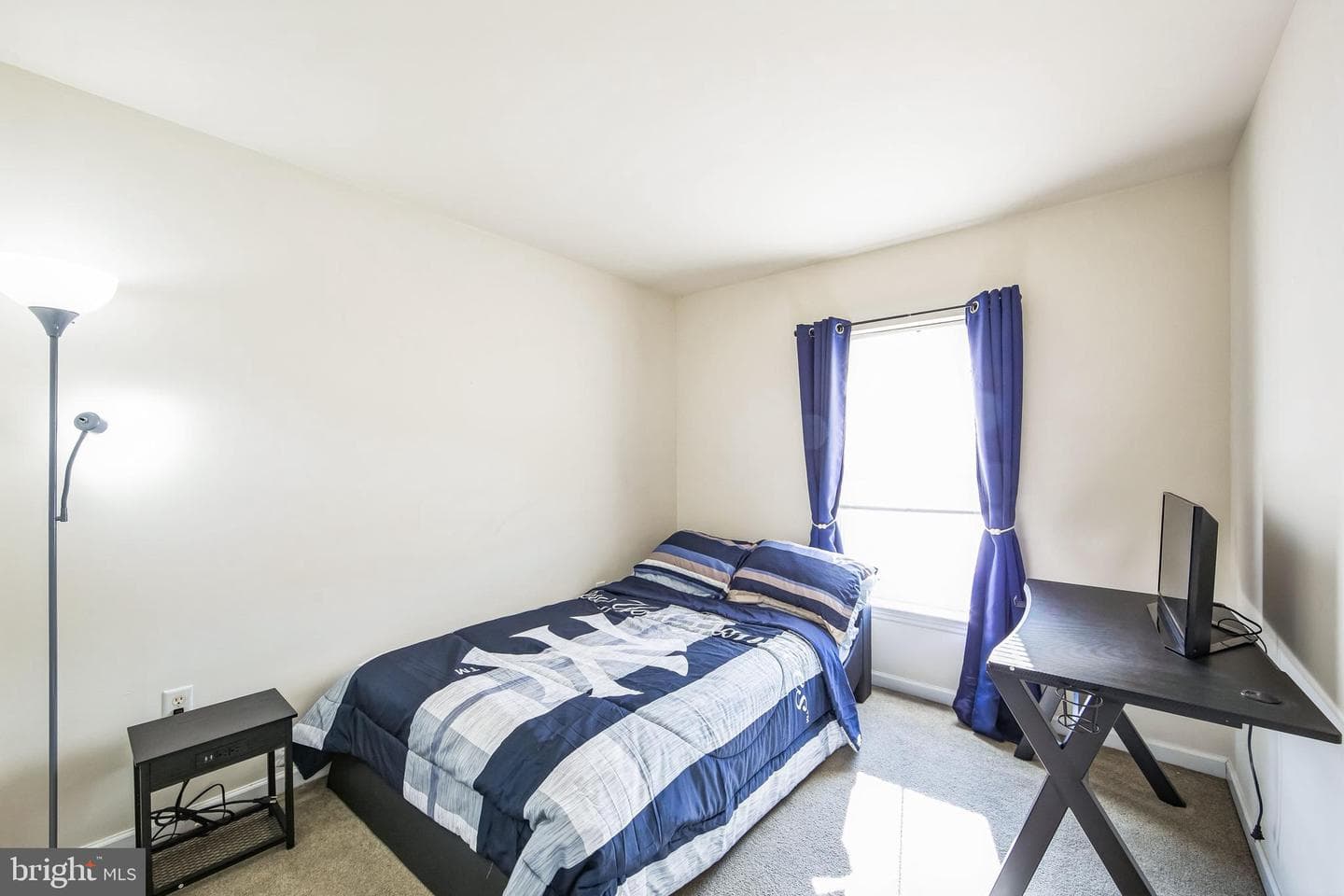 1060 Merchant Street #14 photo 22