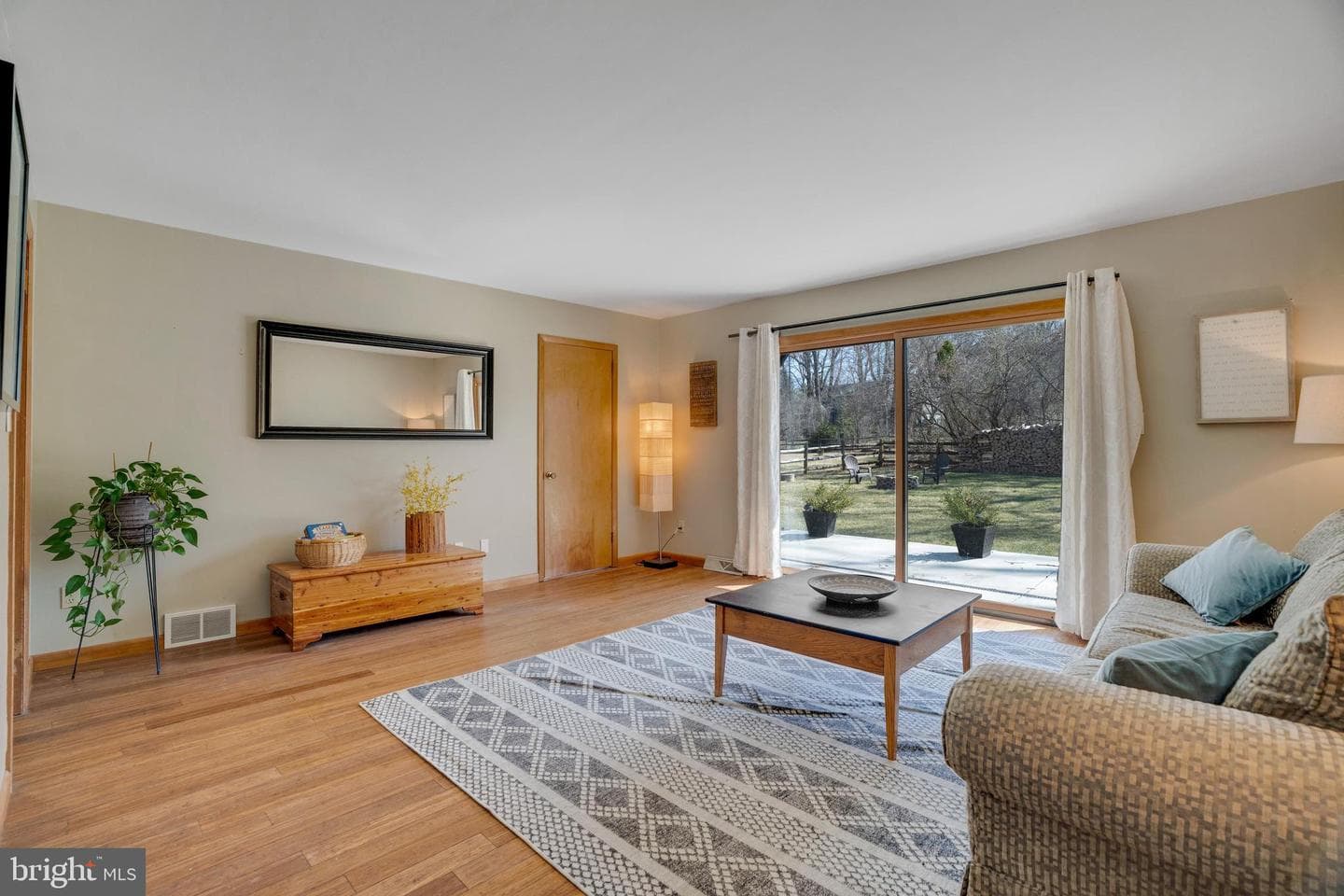 206 Downing Road photo 5