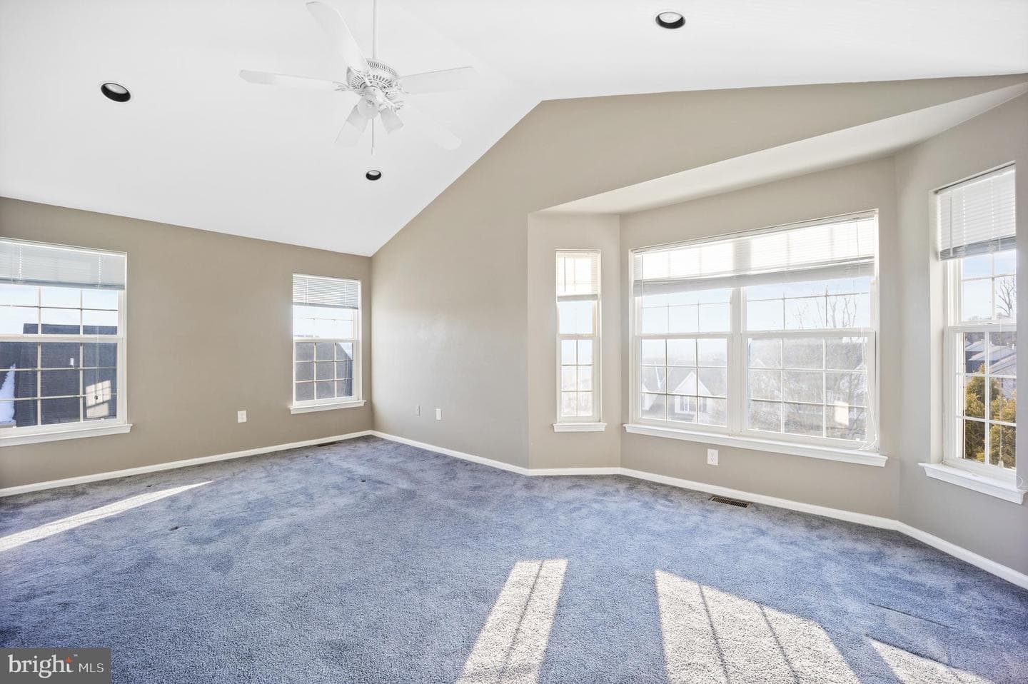 35 Kennedy Drive photo 18