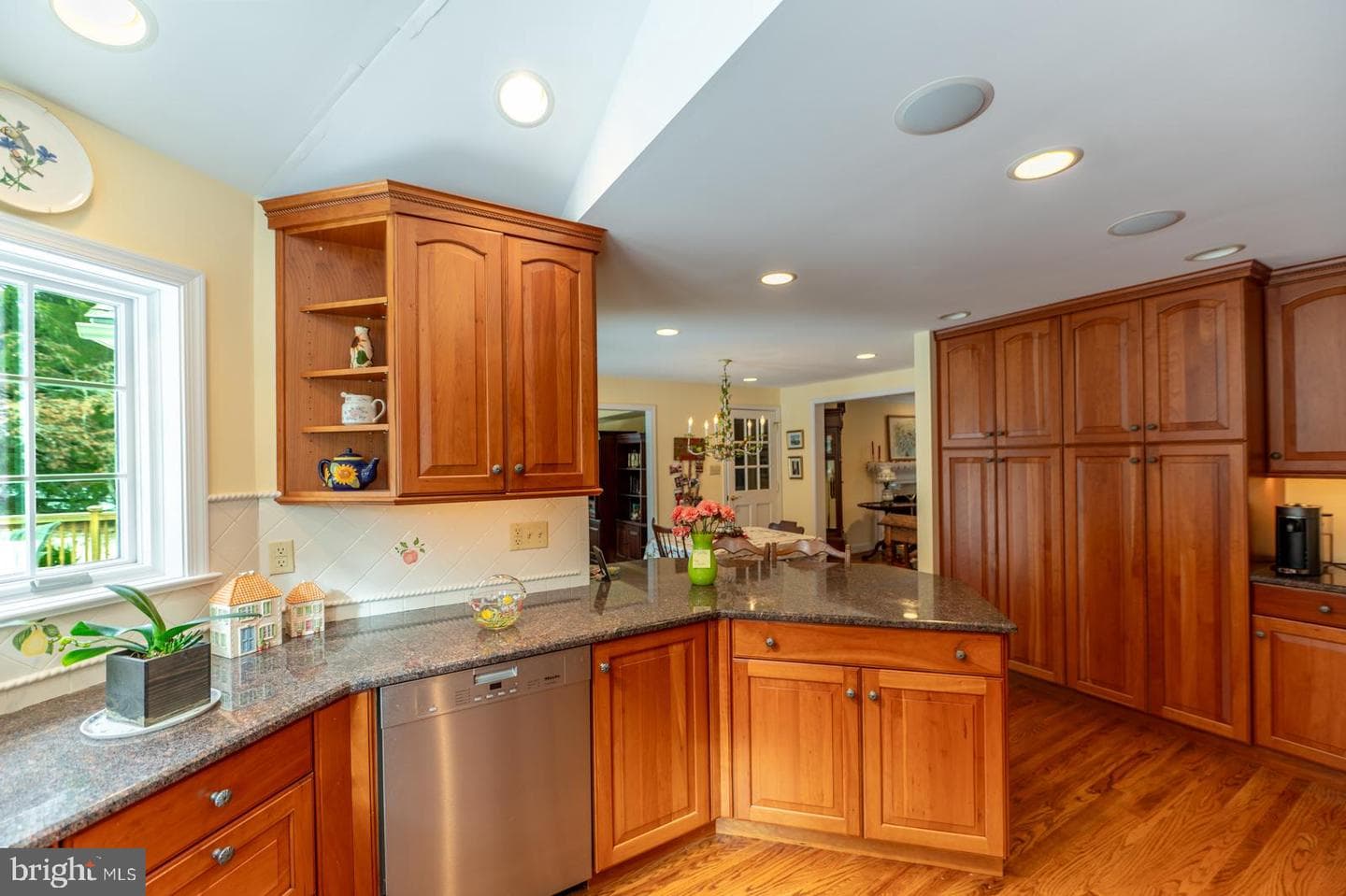 354 Margo Lane photo 16