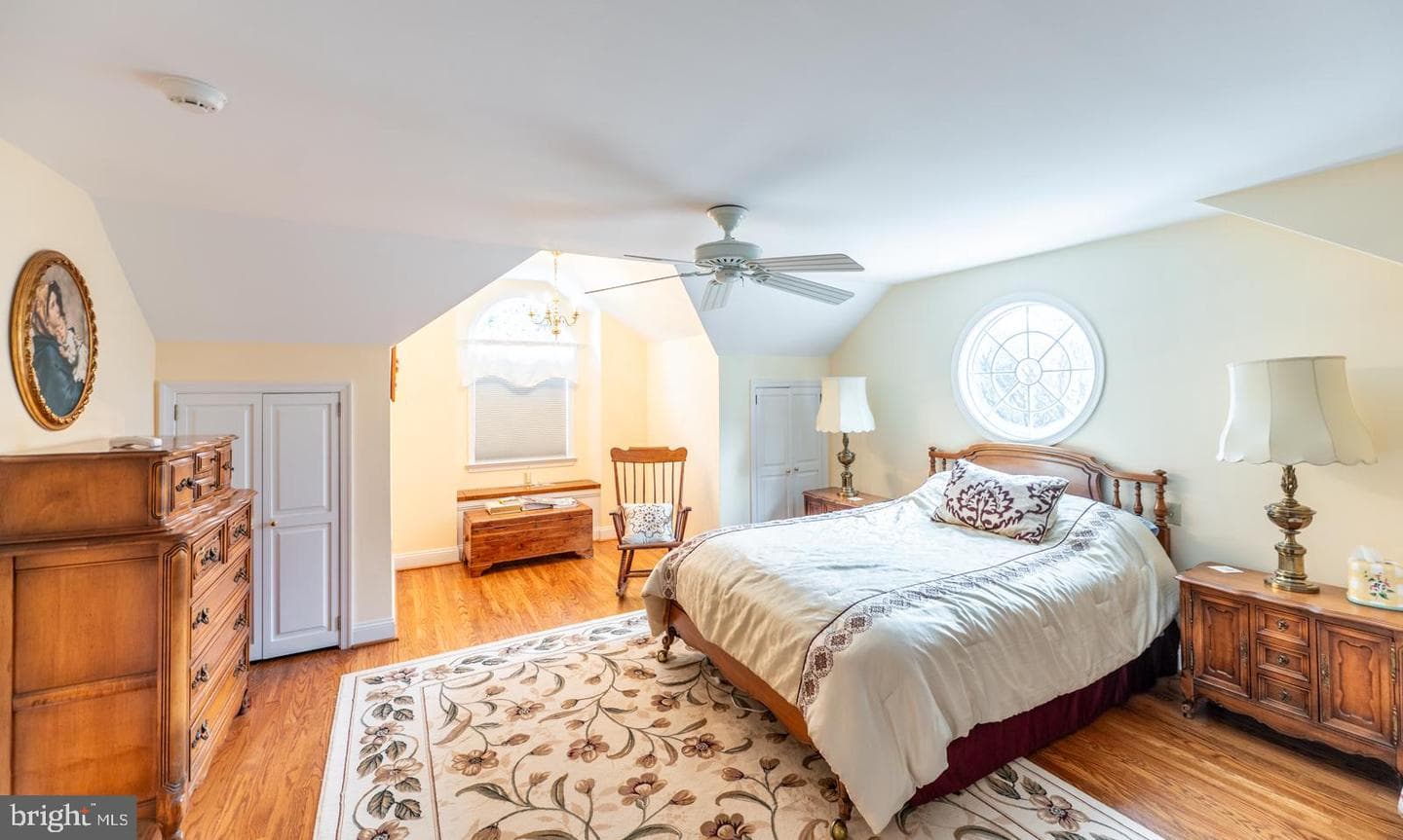 354 Margo Lane photo 18