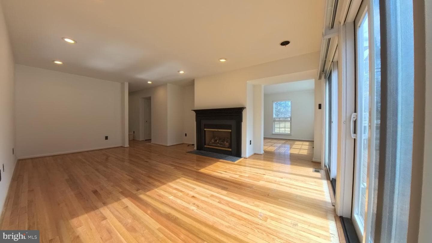 114 Fairfax Court #2204 photo 5