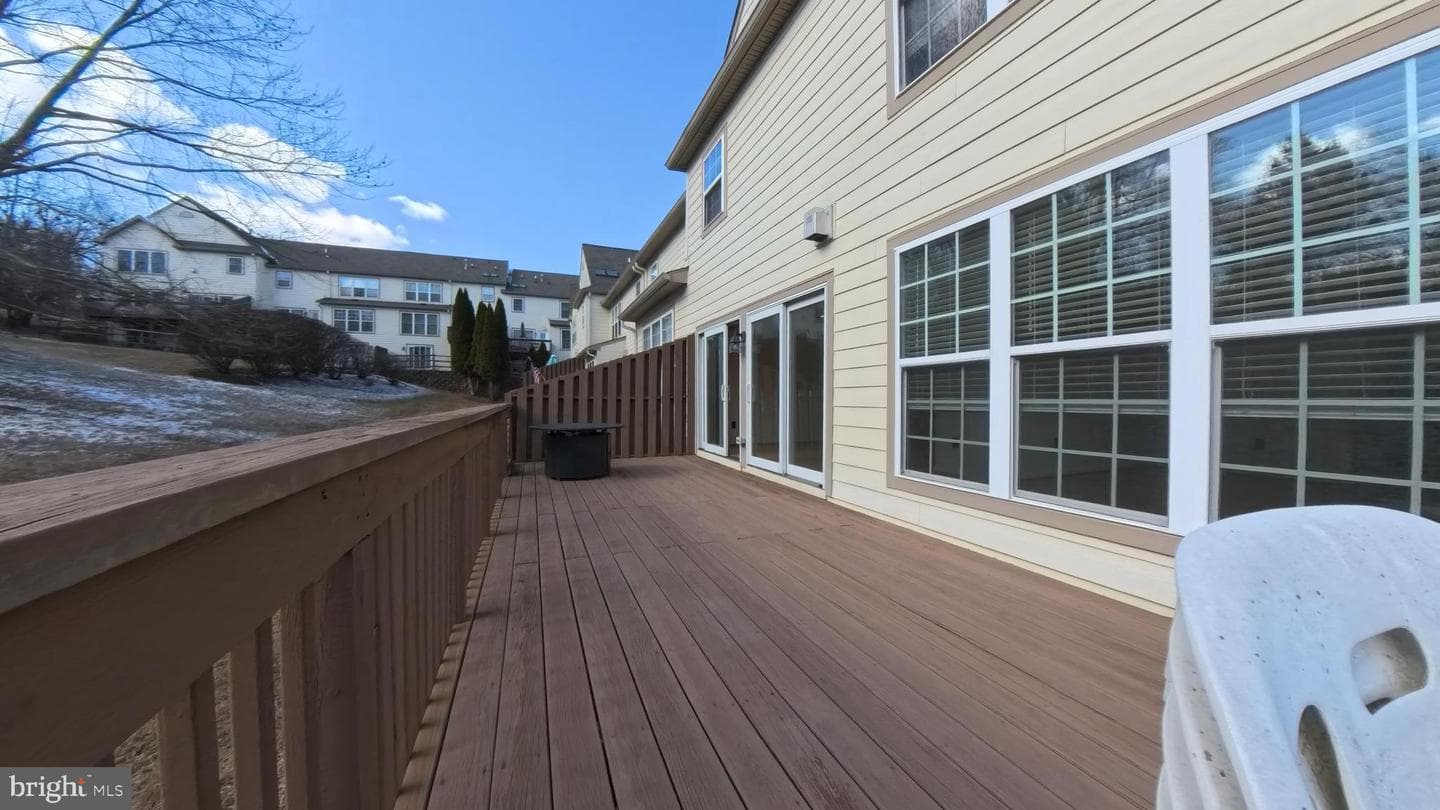 114 Fairfax Court #2204 photo 6