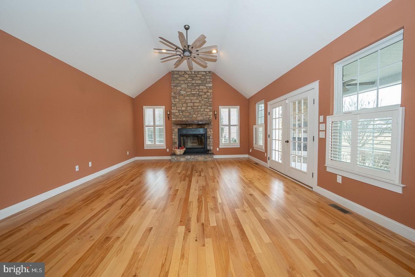 615 Foothill Drive photo 34