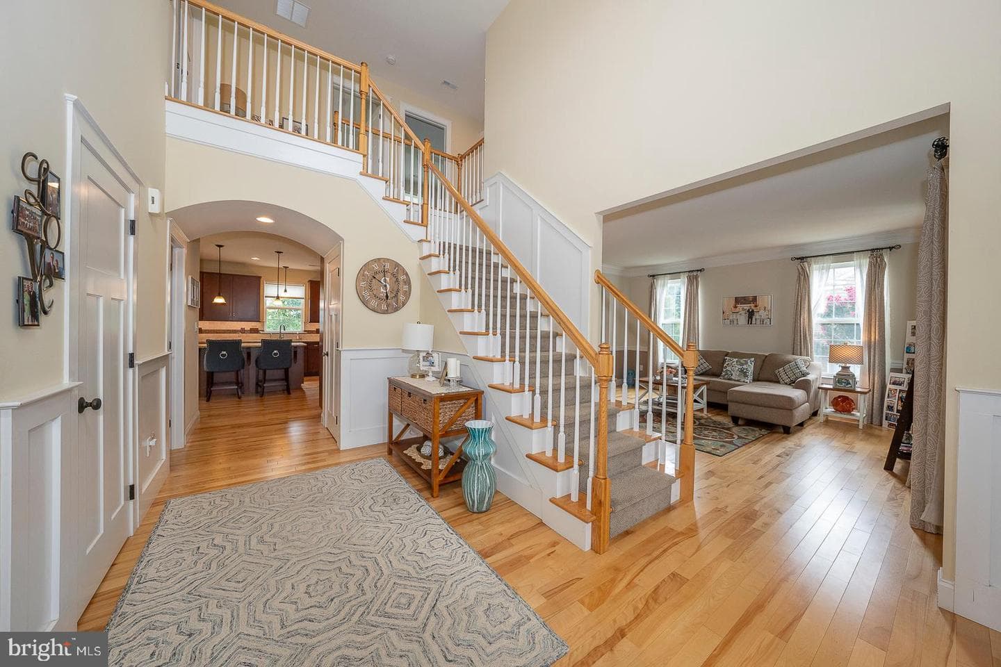615 Foothill Drive photo 9