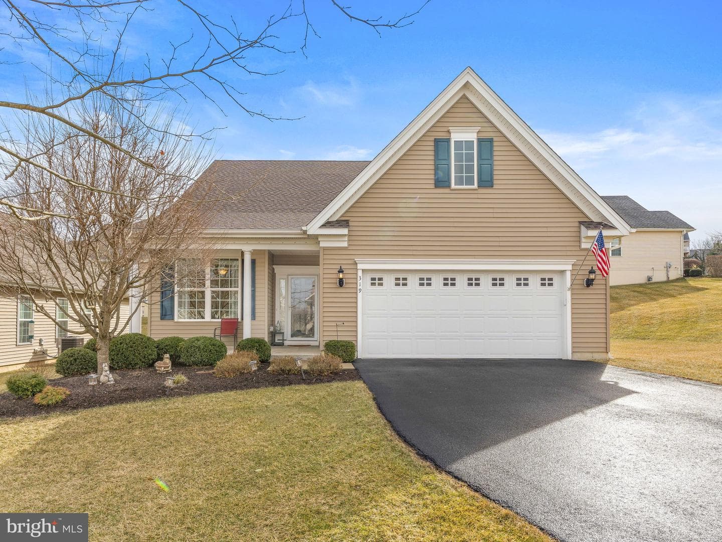 319 Gossell Road photo 1