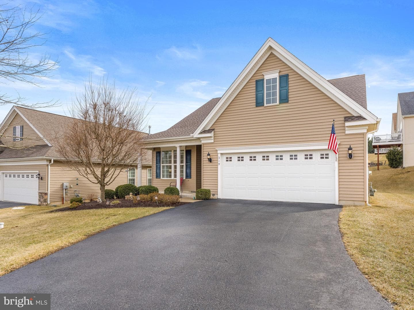 319 Gossell Road photo 2